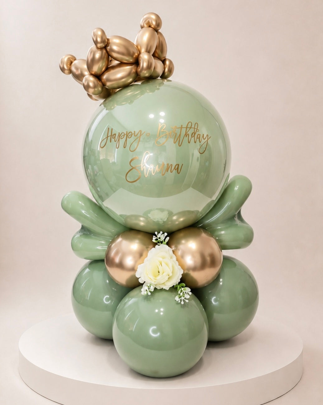 Crown Wings Balloon Stack